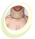 EYELET COLLAR